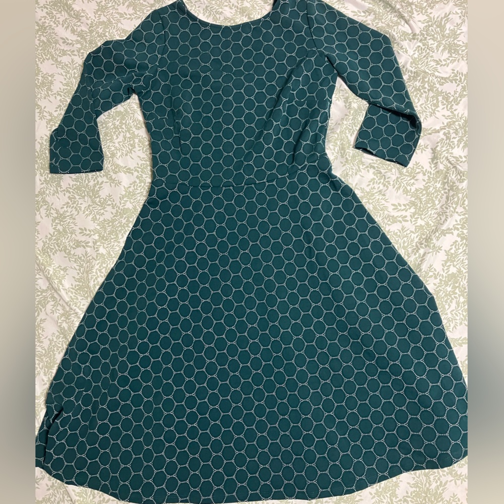 Leota Teal Geometric Long Sleeve Top